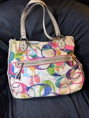 Coach Poppy Stamped C Hallie Tote handbag. Multicolor